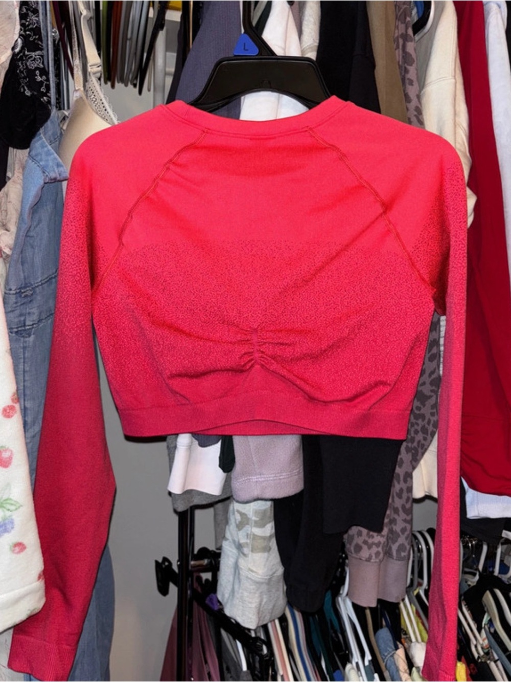 Gymshark Hot Pink Cropped Seamless Long Sleeve Top - Picture 3 of 3